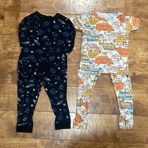 Lot of 4 Pieces- Boys Toddler PJs Clothing Lot, Size 3T Lot of PJ Sets Carter’s